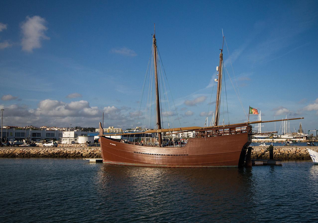 Lagos Suite Exteriör bild